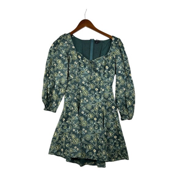 J. Crew Dresses & Skirts - J. Crew Sweetheart Long Sleeve Mini Dress‎ size 2 Green Vintage Vines